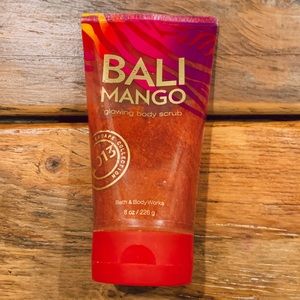 Bath & Body Works Bali Mango Scrub